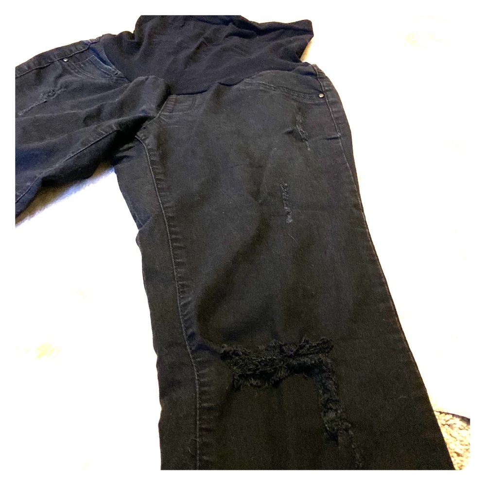 Distressed Maternity Black Skinny Jeans